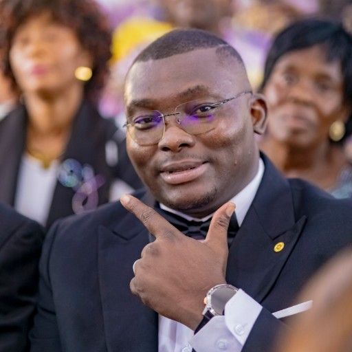 NEVIS STÉPHANE CYRIEL
